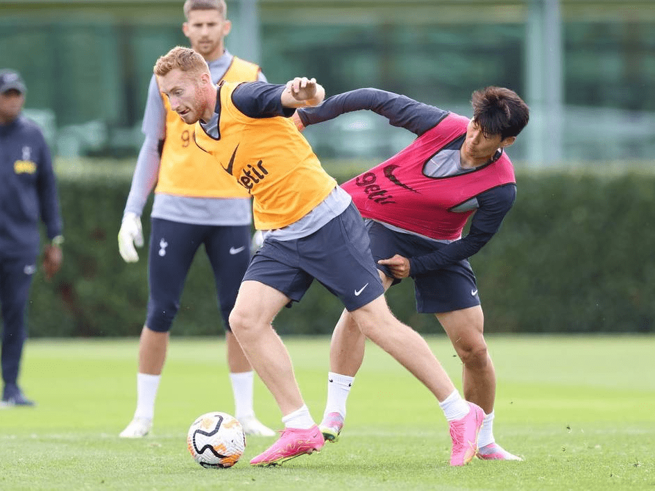 英媒：萨拉赫最多缺席利物浦7场比赛，包括客场踢阿森纳