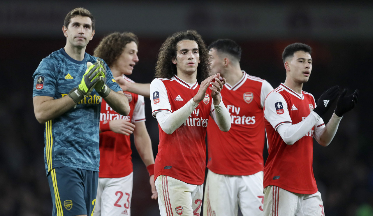 再见，于汉超！很遗憾，申花队没能为“猴哥”写上一个漂亮的结尾