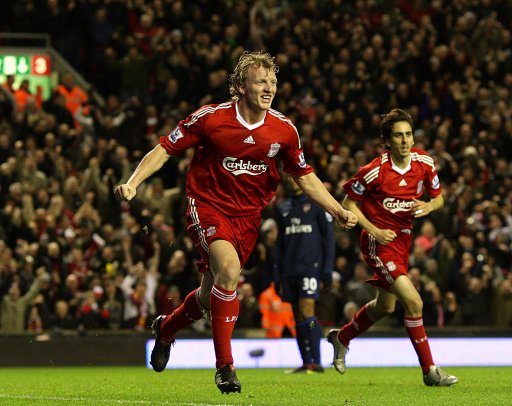 冬窗大戏开启！曼联中场或离队，利物浦寻萨拉赫接班人