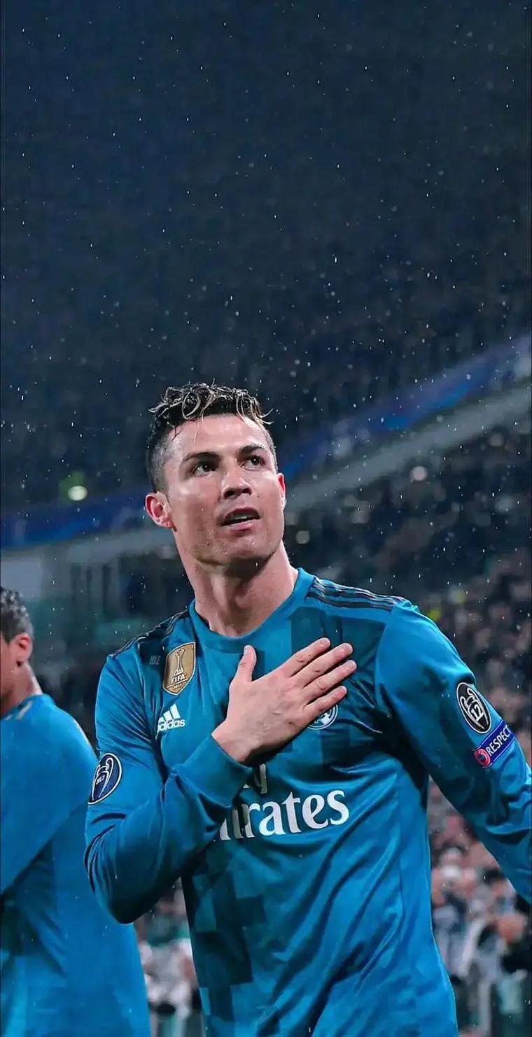 法国队最新球衣号码：恩昆库7号，坎特13号，谢尔基14号