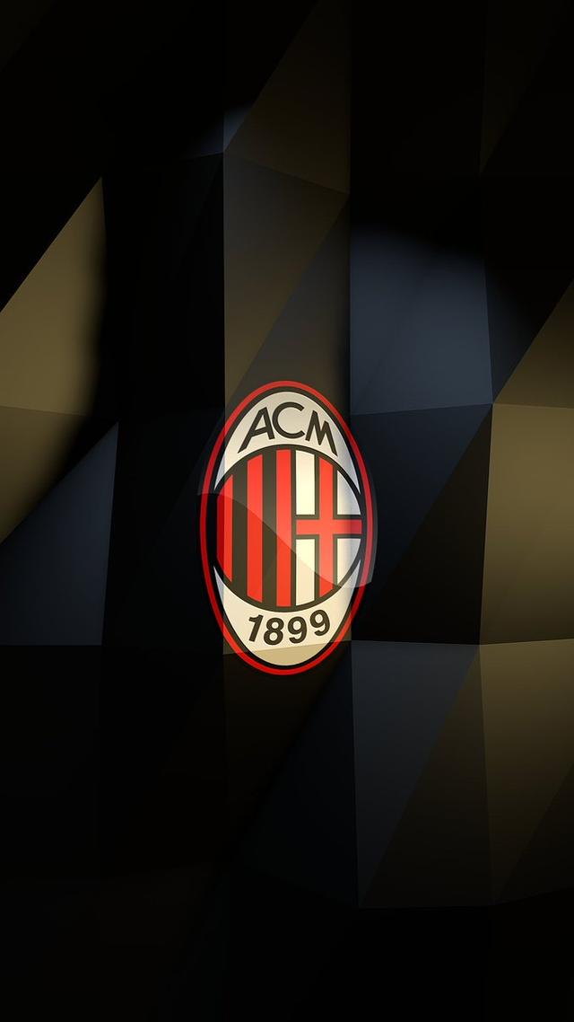 队报：球迷不满英超取消节礼日赛程，认为英超违背了传统（《队报》：英超取消节礼日赛程惹恼球迷，被指有违传统）