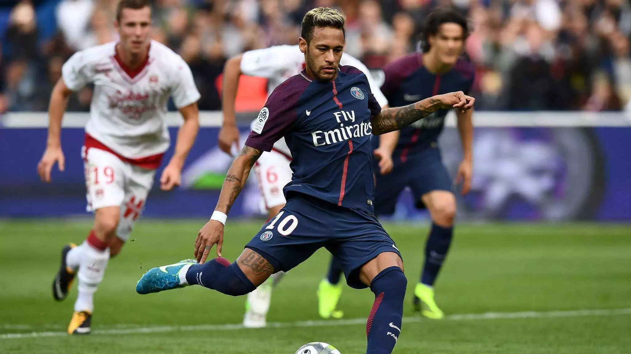 WCBA焦点战：末节26-11定胜局 , 广东女篮客场87-68浙江豪取三连胜