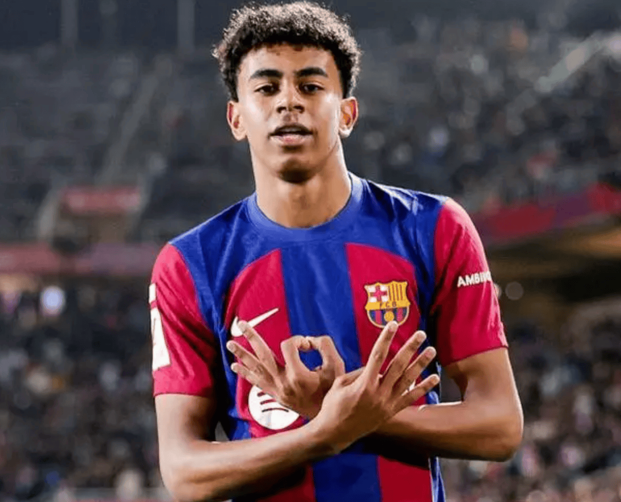 泰州主帅谈苏超夺冠：我们做得还不错，球员心理承受能力很强