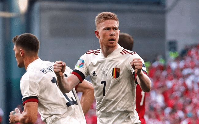 英超半场：阿德利、亚当斯破门，伯恩茅斯暂2-1桑德兰（英超半场战报：阿德利、亚当斯建功，伯恩茅斯2-1领先桑德兰）