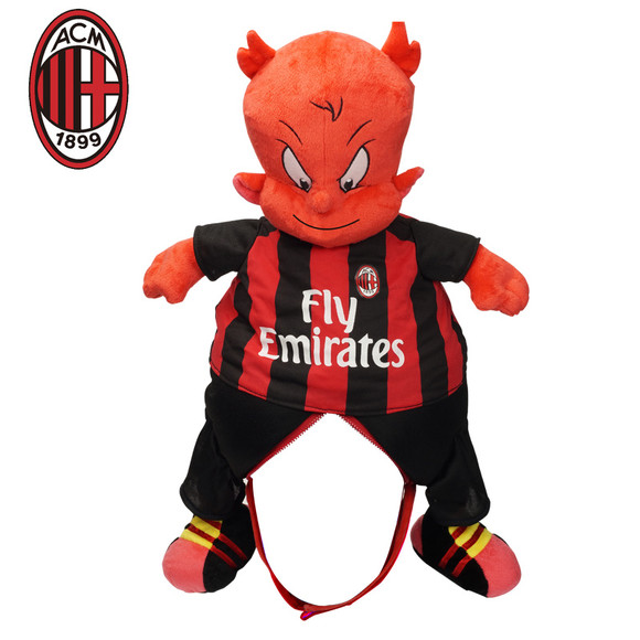 胖东来售卖梅西、库里等人签名球衣，乔丹公牛球衣售价13万8（胖东来开售梅西、库里等球星签名球衣 乔丹公牛球衣标价13.8万）