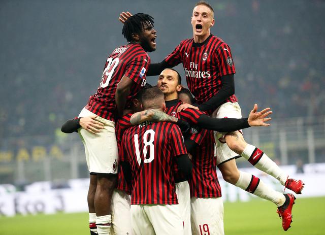 梅西社媒发文纪念世界杯夺冠三周年：世界冠军！转眼三年了（梅西社媒庆祝世界杯夺冠三周年：世界冠军，三年匆匆）